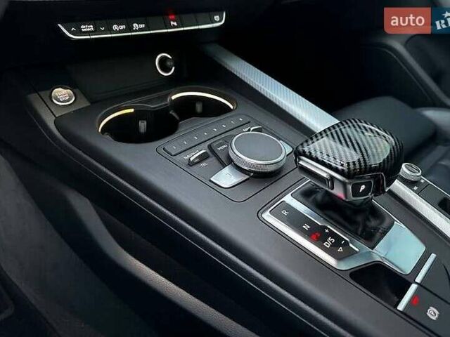 Сірий Ауді A5, об'ємом двигуна 1.98 л та пробігом 130 тис. км за 21500 $, фото 27 на Automoto.ua