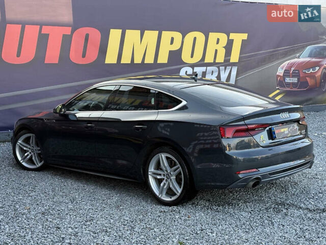 Сірий Ауді A5, об'ємом двигуна 1.98 л та пробігом 123 тис. км за 22500 $, фото 5 на Automoto.ua