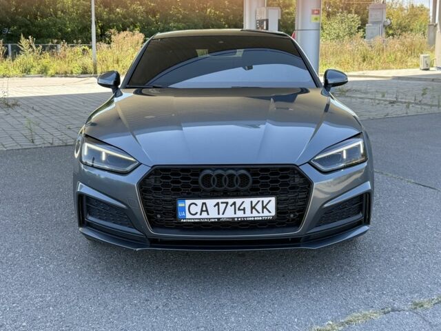 Серый Ауди А5, объемом двигателя 2 л и пробегом 137 тыс. км за 20000 $, фото 1 на Automoto.ua