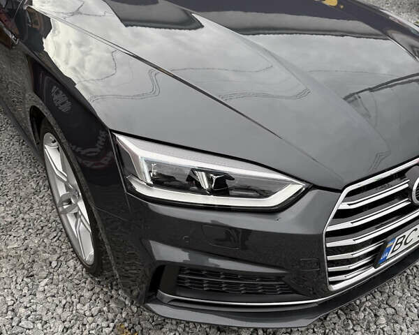 Сірий Ауді A5, об'ємом двигуна 1.98 л та пробігом 123 тис. км за 22500 $, фото 10 на Automoto.ua