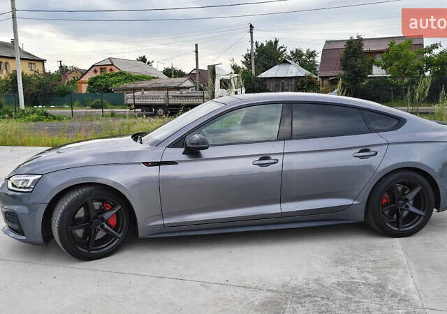 Сірий Ауді A5, об'ємом двигуна 1.98 л та пробігом 118 тис. км за 24100 $, фото 1 на Automoto.ua