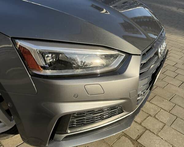 Серый Ауди А5, объемом двигателя 1.98 л и пробегом 123 тыс. км за 20900 $, фото 4 на Automoto.ua