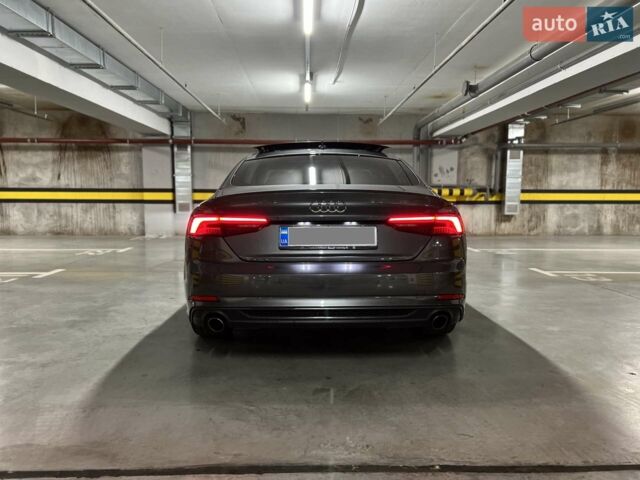 Сірий Ауді A5, об'ємом двигуна 2 л та пробігом 134 тис. км за 33500 $, фото 29 на Automoto.ua