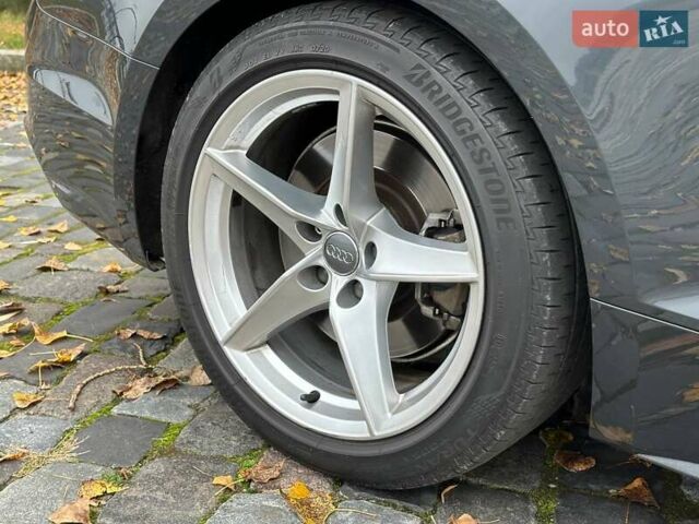 Серый Ауди А5, объемом двигателя 1.98 л и пробегом 153 тыс. км за 22500 $, фото 15 на Automoto.ua