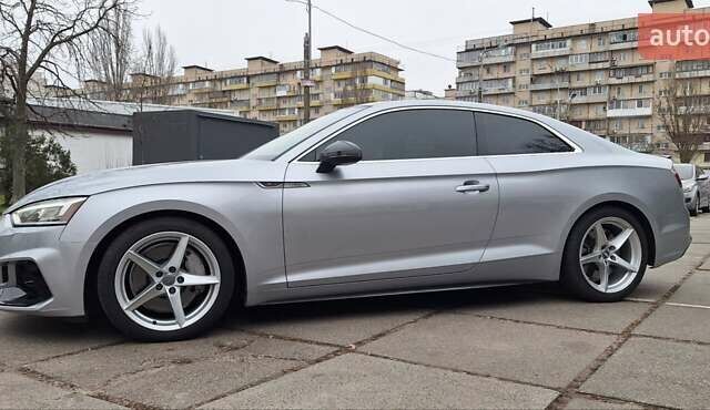 Сірий Ауді A5, об'ємом двигуна 1.98 л та пробігом 130 тис. км за 21000 $, фото 5 на Automoto.ua