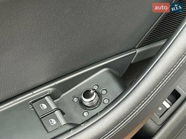 Серый Ауди А5, объемом двигателя 2 л и пробегом 129 тыс. км за 21990 $, фото 27 на Automoto.ua