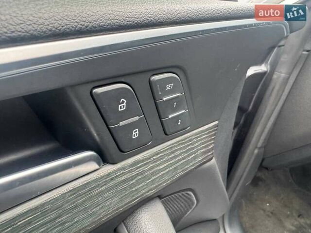 Серый Ауди А5, объемом двигателя 1.98 л и пробегом 114 тыс. км за 23490 $, фото 17 на Automoto.ua