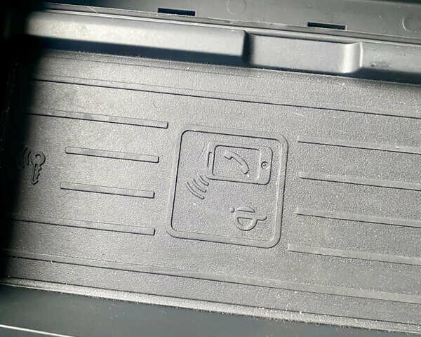 Серый Ауди А5, объемом двигателя 1.98 л и пробегом 152 тыс. км за 20000 $, фото 23 на Automoto.ua