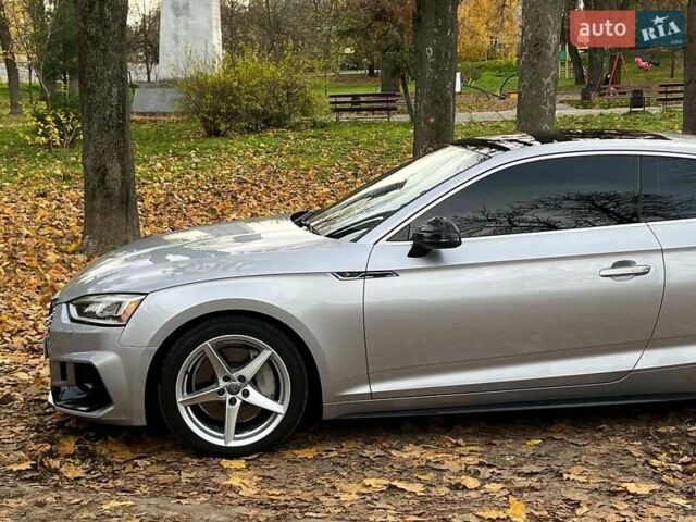 Серый Ауди А5, объемом двигателя 2 л и пробегом 129 тыс. км за 21990 $, фото 6 на Automoto.ua