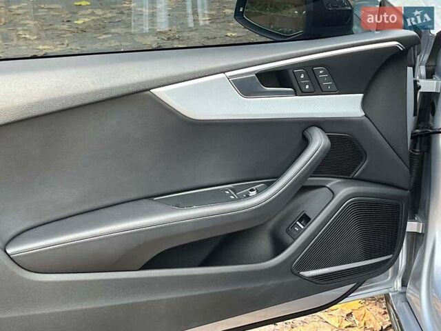 Серый Ауди А5, объемом двигателя 2 л и пробегом 129 тыс. км за 21990 $, фото 26 на Automoto.ua