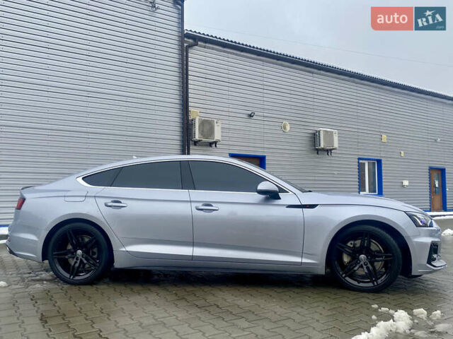 Серый Ауди А5, объемом двигателя 1.98 л и пробегом 152 тыс. км за 20000 $, фото 7 на Automoto.ua