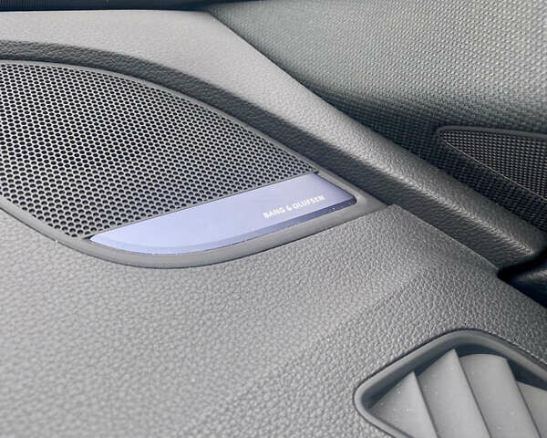 Серый Ауди А5, объемом двигателя 1.98 л и пробегом 152 тыс. км за 20000 $, фото 22 на Automoto.ua