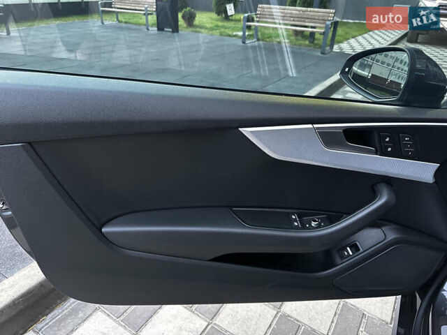 Серый Ауди А5, объемом двигателя 1.98 л и пробегом 97 тыс. км за 26000 $, фото 9 на Automoto.ua