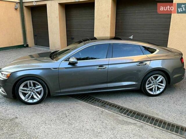 Серый Ауди А5, объемом двигателя 1.98 л и пробегом 80 тыс. км за 33900 $, фото 1 на Automoto.ua