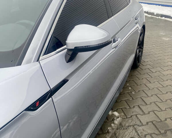 Серый Ауди А5, объемом двигателя 1.98 л и пробегом 152 тыс. км за 20000 $, фото 15 на Automoto.ua