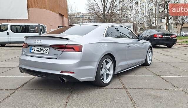 Сірий Ауді A5, об'ємом двигуна 1.98 л та пробігом 130 тис. км за 21000 $, фото 7 на Automoto.ua