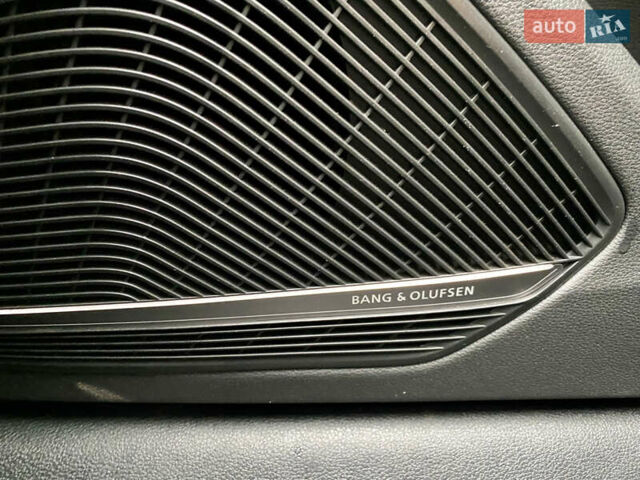 Серый Ауди А5, объемом двигателя 1.98 л и пробегом 152 тыс. км за 20000 $, фото 29 на Automoto.ua