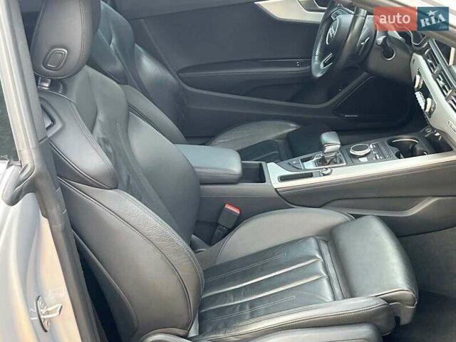 Серый Ауди А5, объемом двигателя 2 л и пробегом 129 тыс. км за 21990 $, фото 17 на Automoto.ua