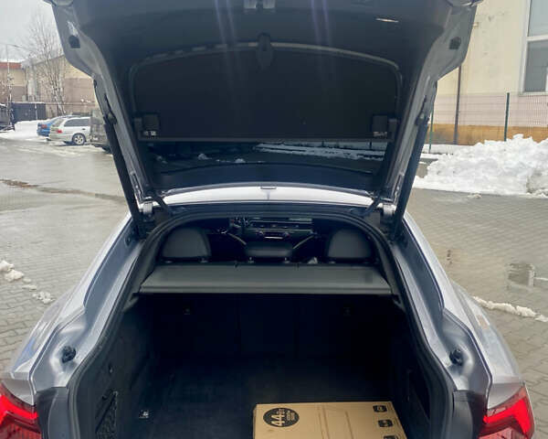 Серый Ауди А5, объемом двигателя 1.98 л и пробегом 152 тыс. км за 20000 $, фото 16 на Automoto.ua