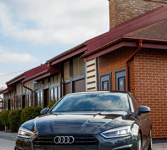 Серый Ауди А5, объемом двигателя 1.97 л и пробегом 25 тыс. км за 32500 $, фото 16 на Automoto.ua