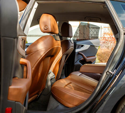 Серый Ауди А5, объемом двигателя 1.97 л и пробегом 25 тыс. км за 32500 $, фото 41 на Automoto.ua