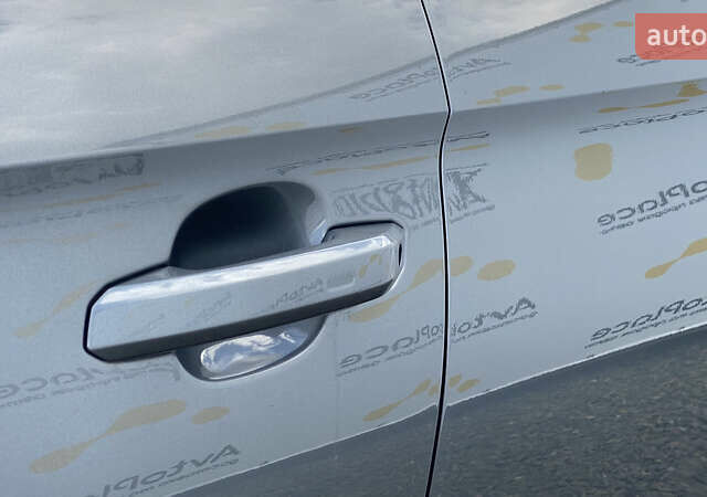 Сірий Ауді A5, об'ємом двигуна 2 л та пробігом 147 тис. км за 25700 $, фото 16 на Automoto.ua