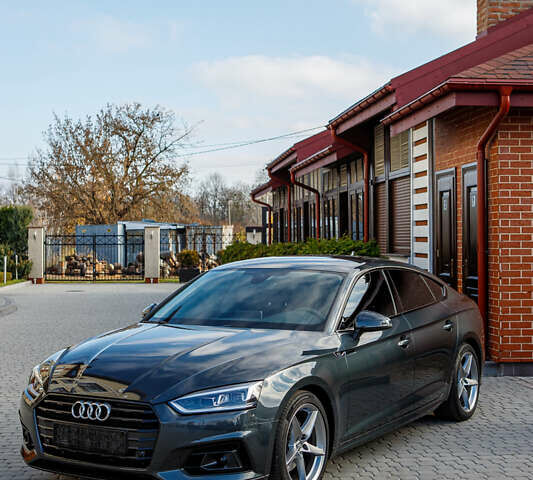 Серый Ауди А5, объемом двигателя 1.97 л и пробегом 25 тыс. км за 32500 $, фото 6 на Automoto.ua