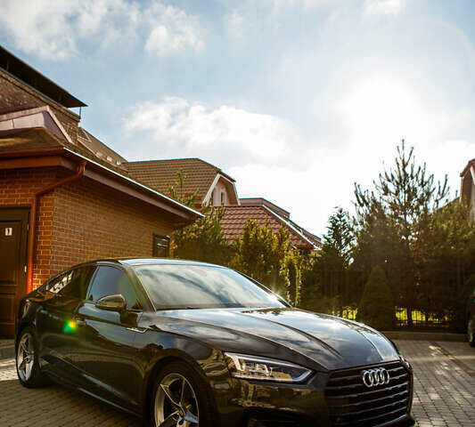 Серый Ауди А5, объемом двигателя 1.97 л и пробегом 25 тыс. км за 32500 $, фото 1 на Automoto.ua