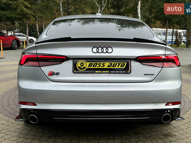 Сірий Ауді A5, об'ємом двигуна 2 л та пробігом 101 тис. км за 23900 $, фото 5 на Automoto.ua