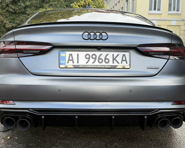 Серый Ауди А5, объемом двигателя 1.98 л и пробегом 49 тыс. км за 32000 $, фото 7 на Automoto.ua