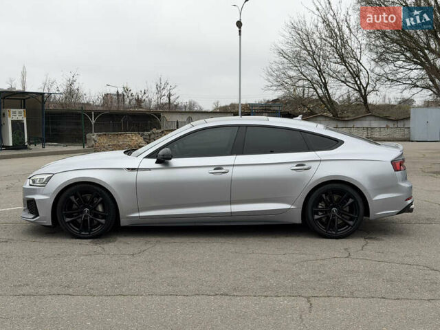 Серый Ауди А5, объемом двигателя 2 л и пробегом 95 тыс. км за 27000 $, фото 5 на Automoto.ua