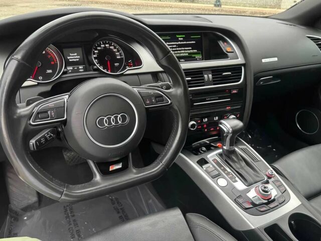 Сірий Ауді A5, об'ємом двигуна 2 л та пробігом 113 тис. км за 9000 $, фото 9 на Automoto.ua