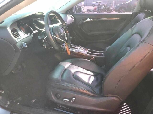 Серый Ауди А5, объемом двигателя 2 л и пробегом 109 тыс. км за 3800 $, фото 6 на Automoto.ua