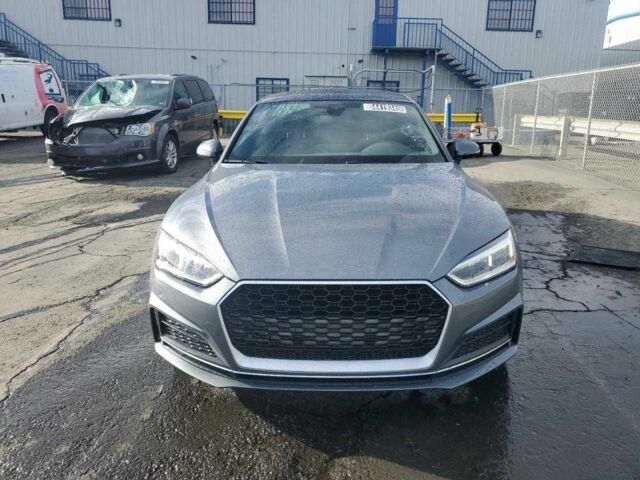 Сірий Ауді A5, об'ємом двигуна 2 л та пробігом 70 тис. км за 5500 $, фото 4 на Automoto.ua