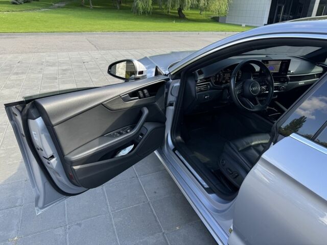 Сірий Ауді A5, об'ємом двигуна 2 л та пробігом 125 тис. км за 29500 $, фото 13 на Automoto.ua