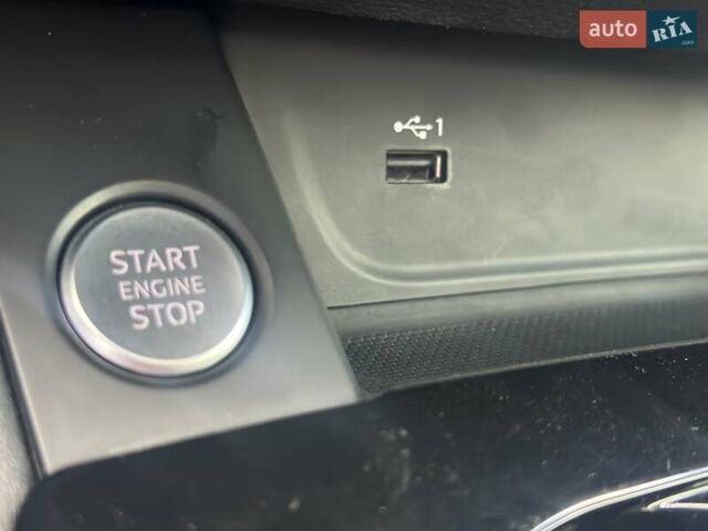 Ауді A5 2021 у Києві на Automoto.ua Сірий Ауді A5, об'ємом двигуна 1.97 л та пробігом 131 тис. км за 28300 $, фото 46 на Automoto.ua