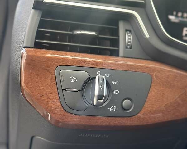 Ауді A5 2021 у Києві на Automoto.ua Сірий Ауді A5, об'ємом двигуна 1.97 л та пробігом 131 тис. км за 28300 $, фото 37 на Automoto.ua