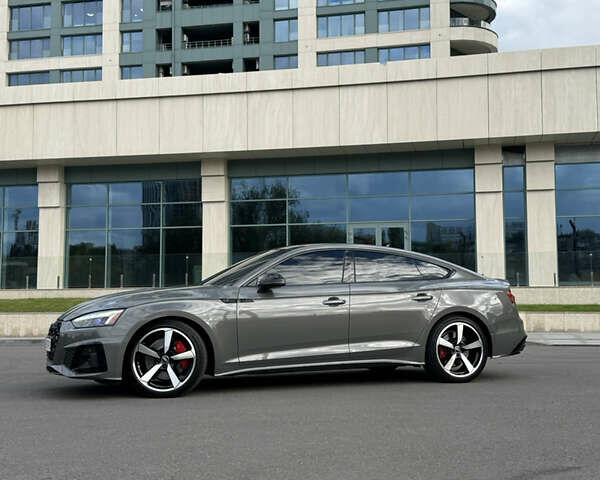 Сірий Ауді A5, об'ємом двигуна 1.98 л та пробігом 32 тис. км за 35700 $, фото 1 на Automoto.ua