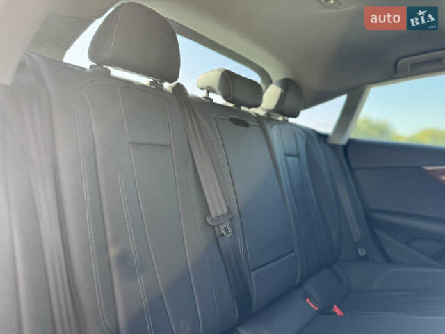 Сірий Ауді A5, об'ємом двигуна 2 л та пробігом 1 тис. км за 39000 $, фото 34 на Automoto.ua