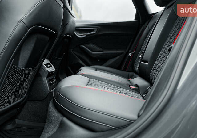 Серый Ауди А5, объемом двигателя 1.98 л и пробегом 1 тыс. км за 67500 $, фото 39 на Automoto.ua