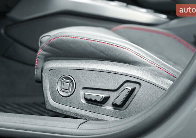 Серый Ауди А5, объемом двигателя 1.98 л и пробегом 1 тыс. км за 67500 $, фото 35 на Automoto.ua