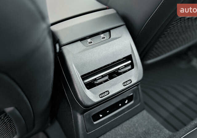 Серый Ауди А5, объемом двигателя 1.98 л и пробегом 1 тыс. км за 67500 $, фото 43 на Automoto.ua