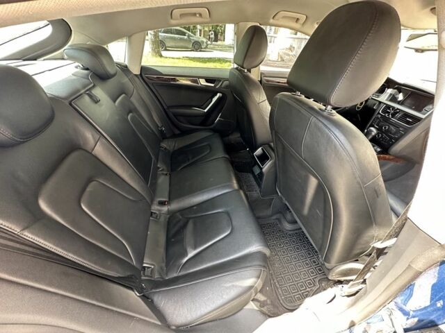 Синий Ауди А5, объемом двигателя 2 л и пробегом 215 тыс. км за 11000 $, фото 5 на Automoto.ua