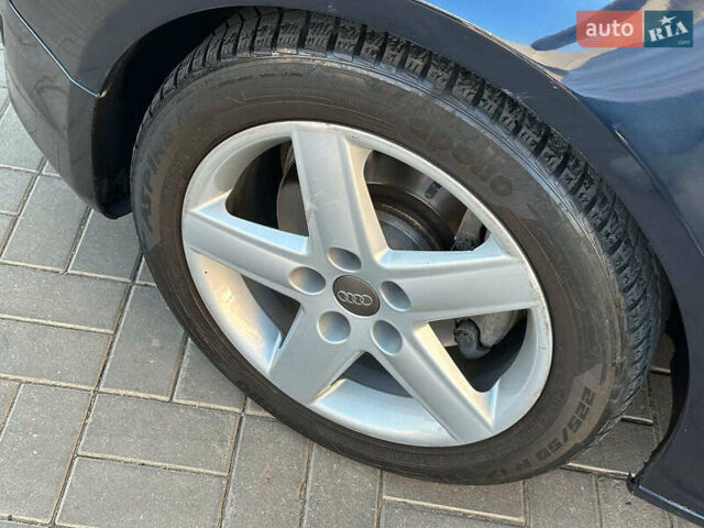 Синий Ауди А5, объемом двигателя 2 л и пробегом 157 тыс. км за 11490 $, фото 8 на Automoto.ua
