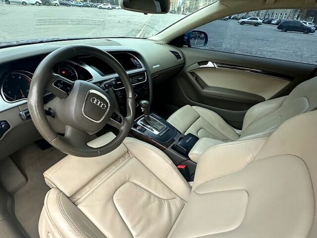 Синий Ауди А5, объемом двигателя 2 л и пробегом 130 тыс. км за 9999 $, фото 8 на Automoto.ua