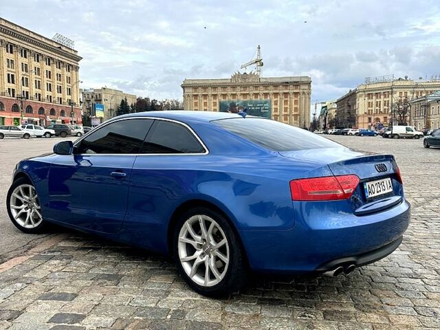 Синий Ауди А5, объемом двигателя 2 л и пробегом 130 тыс. км за 9999 $, фото 3 на Automoto.ua