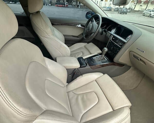 Синій Ауді A5, об'ємом двигуна 1.98 л та пробігом 135 тис. км за 9499 $, фото 23 на Automoto.ua
