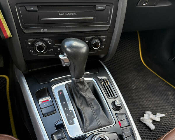 Синій Ауді A5, об'ємом двигуна 1.98 л та пробігом 272 тис. км за 12000 $, фото 18 на Automoto.ua