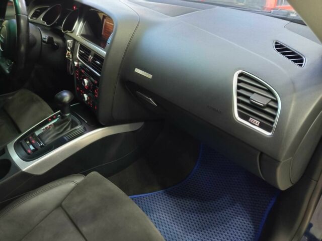 Синий Ауди А5, объемом двигателя 2 л и пробегом 164 тыс. км за 9200 $, фото 19 на Automoto.ua