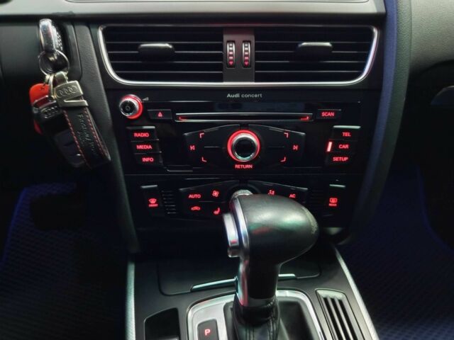 Синий Ауди А5, объемом двигателя 2 л и пробегом 164 тыс. км за 9200 $, фото 23 на Automoto.ua